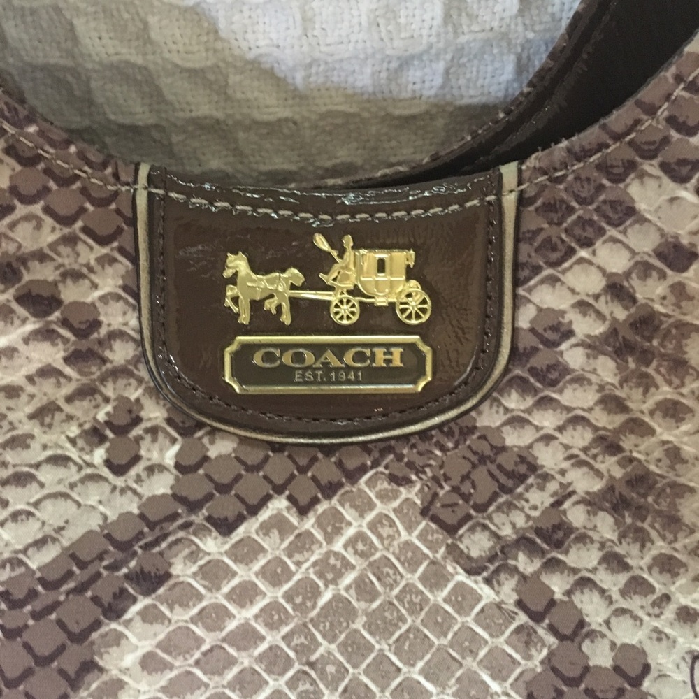 Coach Handbag - Picture 2 of 4